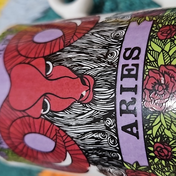 Smug Mugs Aries Zodiac Royal Crown Arnart By Elena Vintage Coffee Cup 15" - Picture 6 of 6